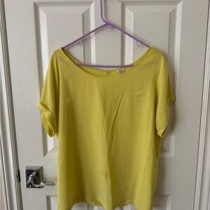 Fossil Women's Lemon Short Sleeve Top